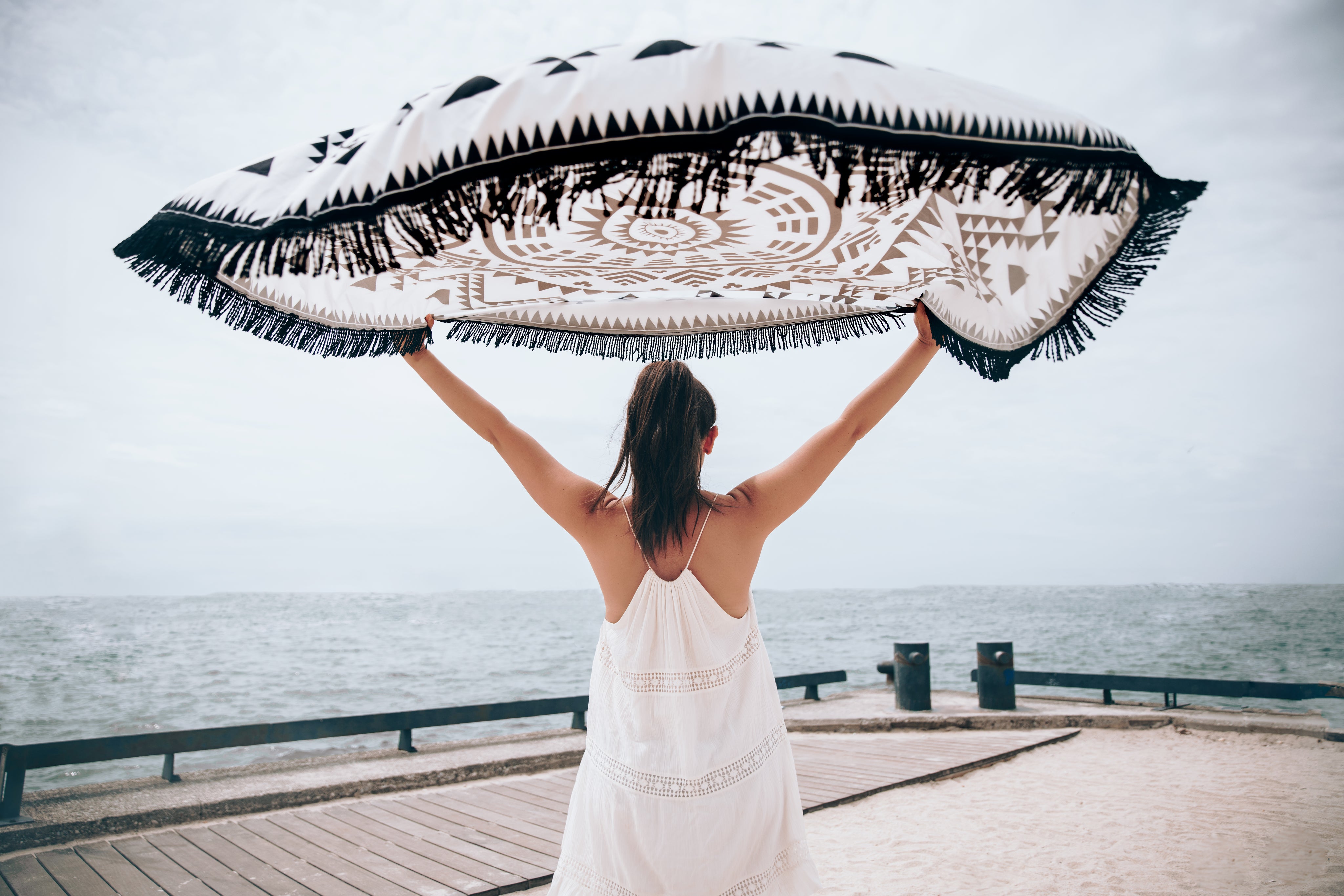 beach-towel-in-wind.jpg